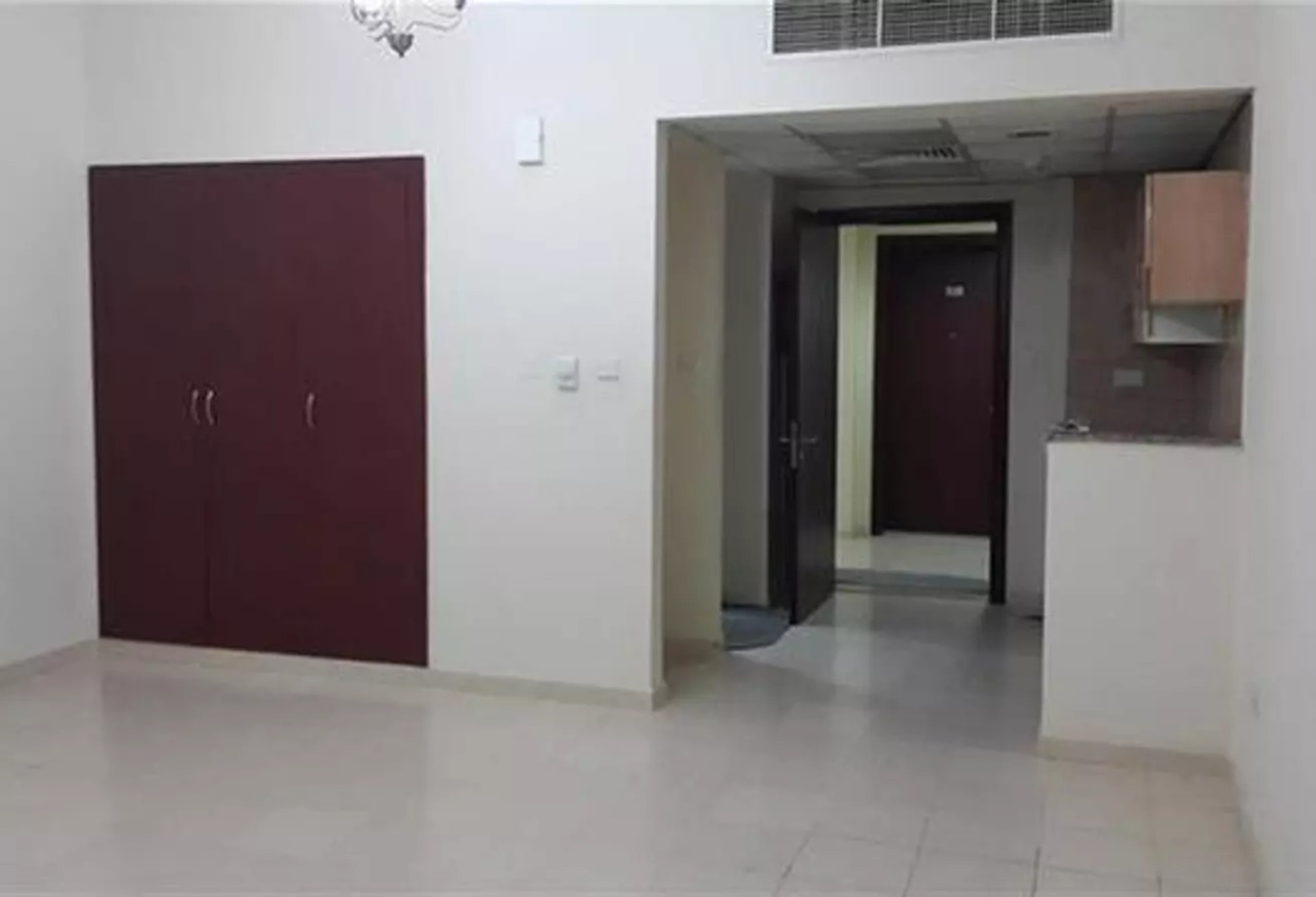 England Cluster Apartment for Rent, International City, Dubai