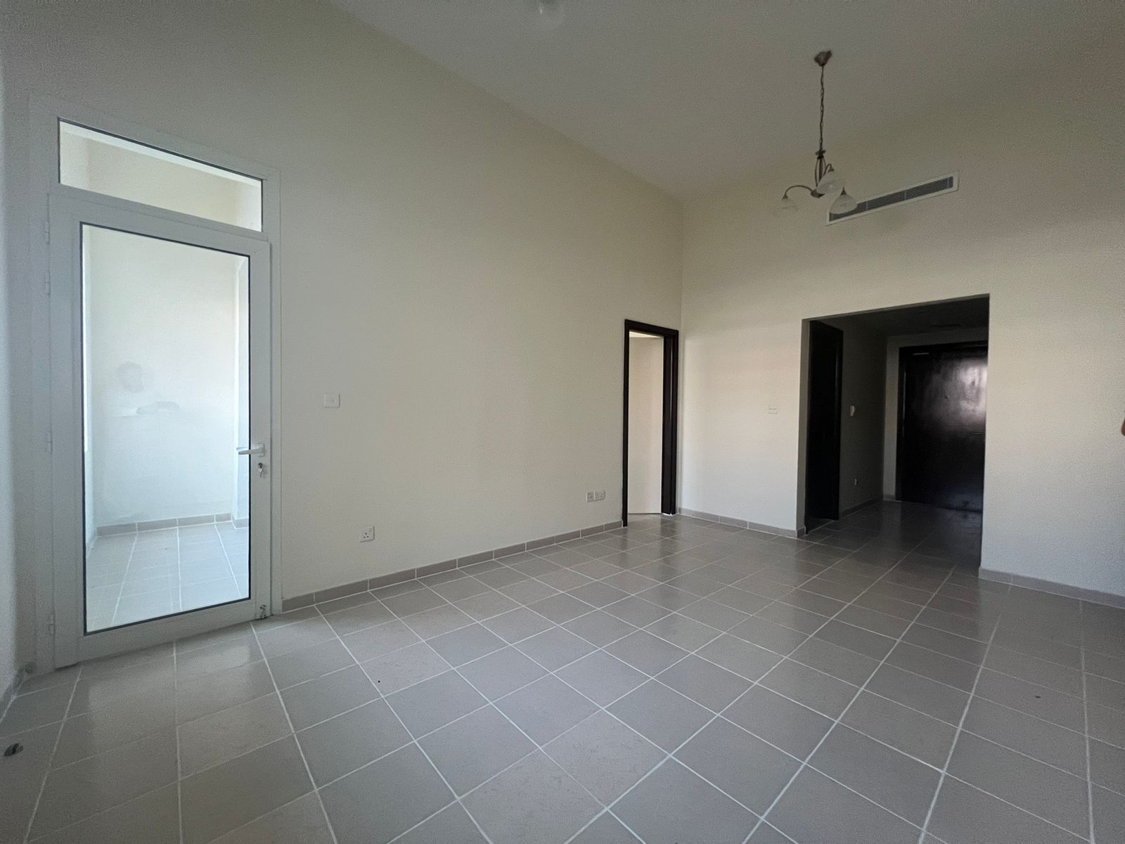 China Cluster Apartment for Rent, International City, Dubai