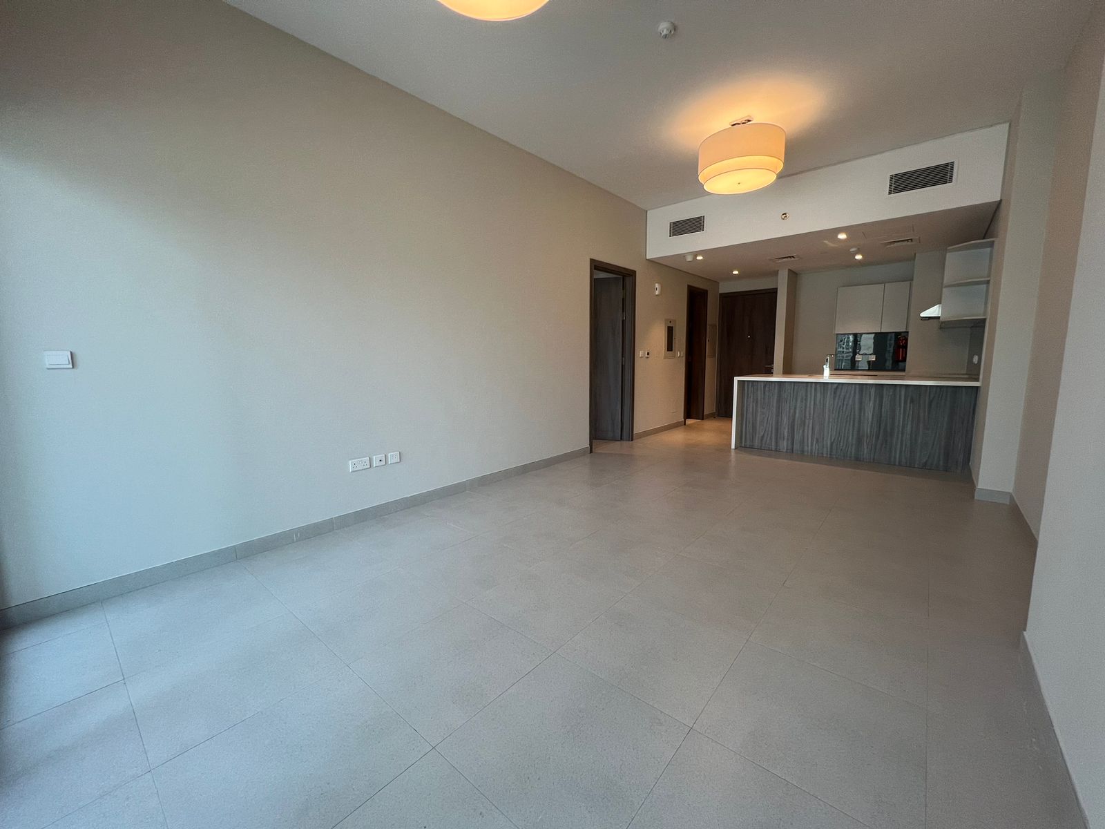 Sol Bay Apartment for Rent, Business Bay, Dubai