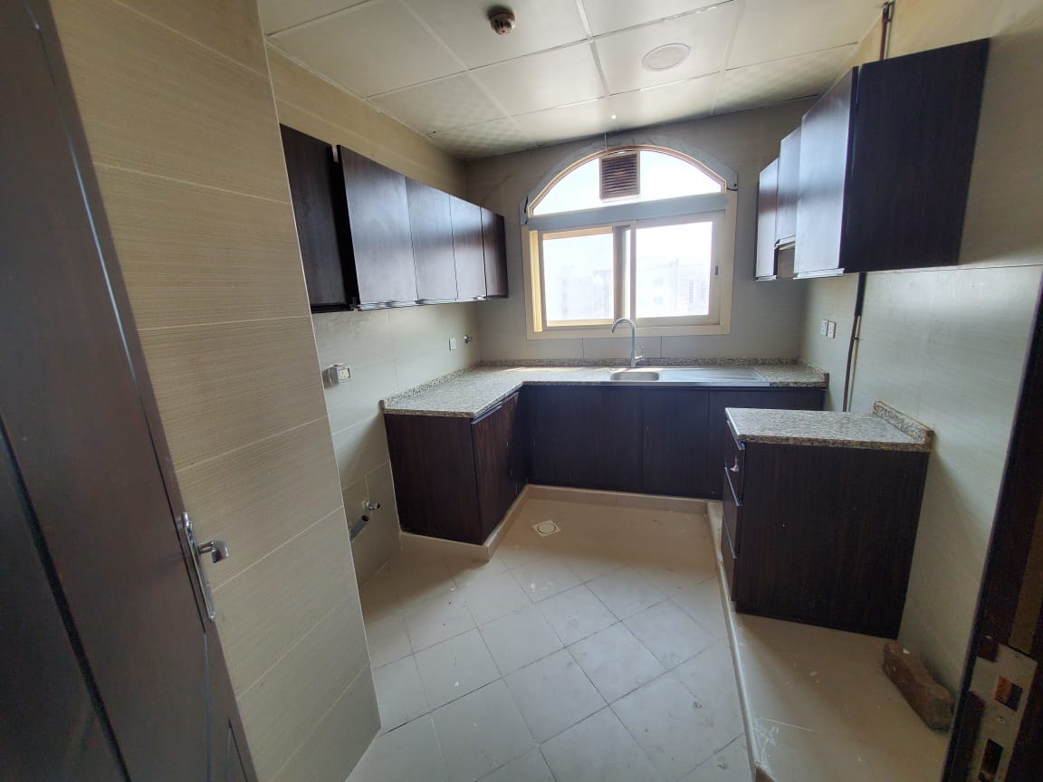 Muwaileh Building Apartment for Rent, Muwaileh, Sharjah