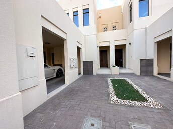 3 BR Townhouse For Rent in Liwa Village