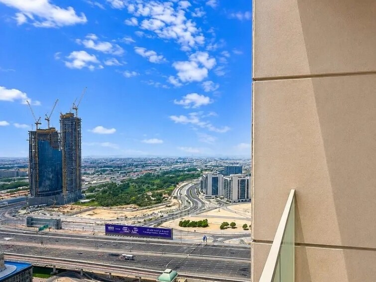 3 Bedroom 1967 Sq.Ft. Apartment for Sale in Liwa Village, Business Bay, Dubai photo 18