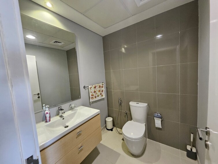 2 Bedroom 2149 Sq.Ft. Apartment for Sale in Liwa Village, DAMAC Hills, Dubai photo 17