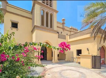 Canal Cove Villa for Rent, Palm Jumeirah, Dubai