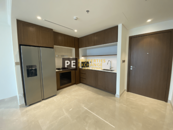 EMAAR Beachfront Apartment for Sale, Dubai Harbour, Dubai
