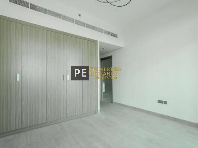 Dubai Healthcare City Phase 2 Apartment for Rent, Al Jaddaf, Dubai
