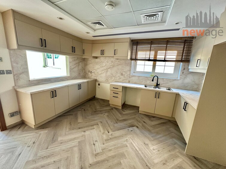  Villa for Rent, Jumeirah Park, Dubai