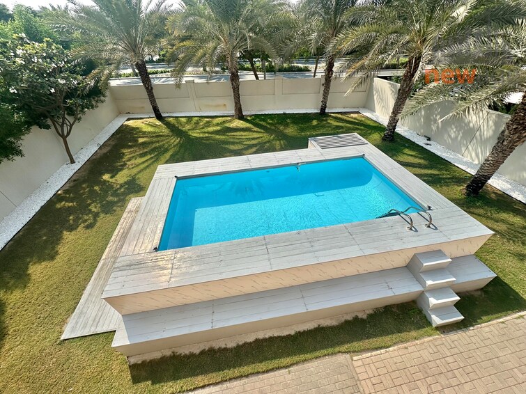  Villa for Rent, Jumeirah Park, Dubai