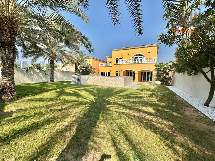  Villa for Rent, Jumeirah Park, Dubai