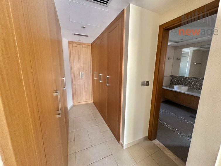  Villa for Rent, Jumeirah Park, Dubai