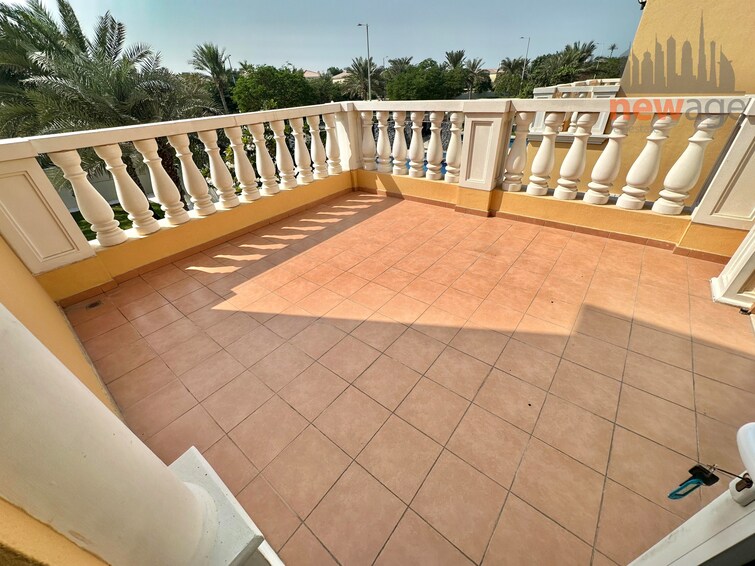  Villa for Rent, Jumeirah Park, Dubai