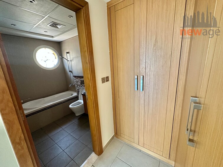  Villa for Rent, Jumeirah Park, Dubai