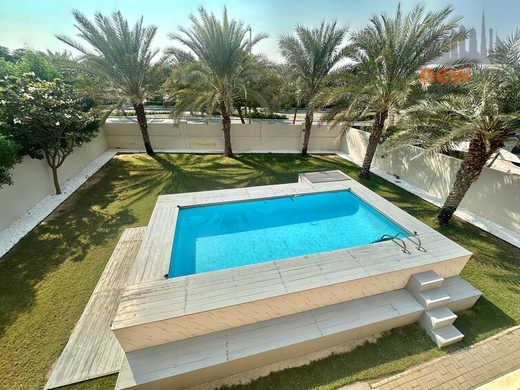  Villa for Rent, Jumeirah Park, Dubai