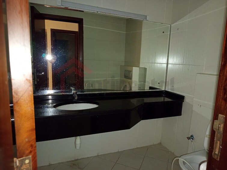 Al Khan Lagoon Tower Apartment for Rent, Al Khan, Sharjah