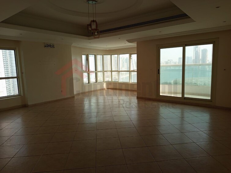 Al Khan Lagoon Tower Apartment for Rent, Al Khan, Sharjah