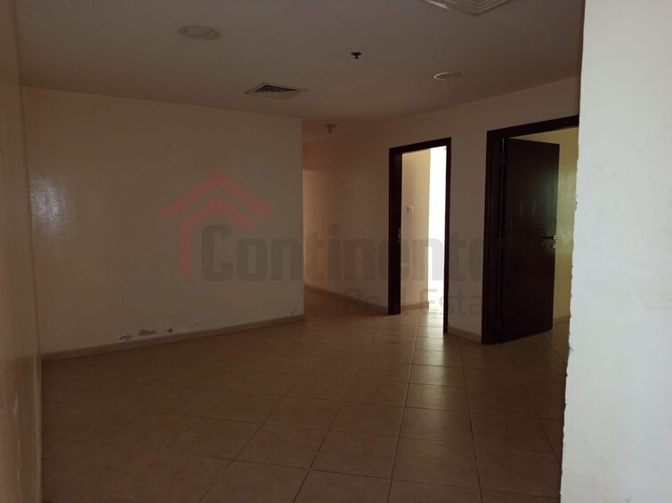 Al Khan Lagoon Tower Apartment for Rent, Al Khan, Sharjah