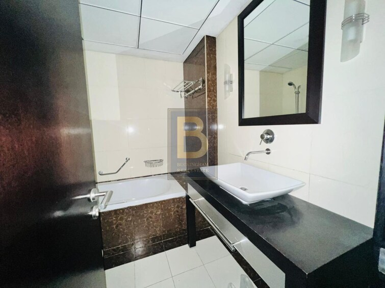 JLT Cluster S (Green Lake Towers) Apartment for Rent, Jumeirah Lake Towers (JLT), Dubai