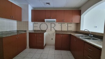 1 BR Apartment For Sale in JLT Cluster N