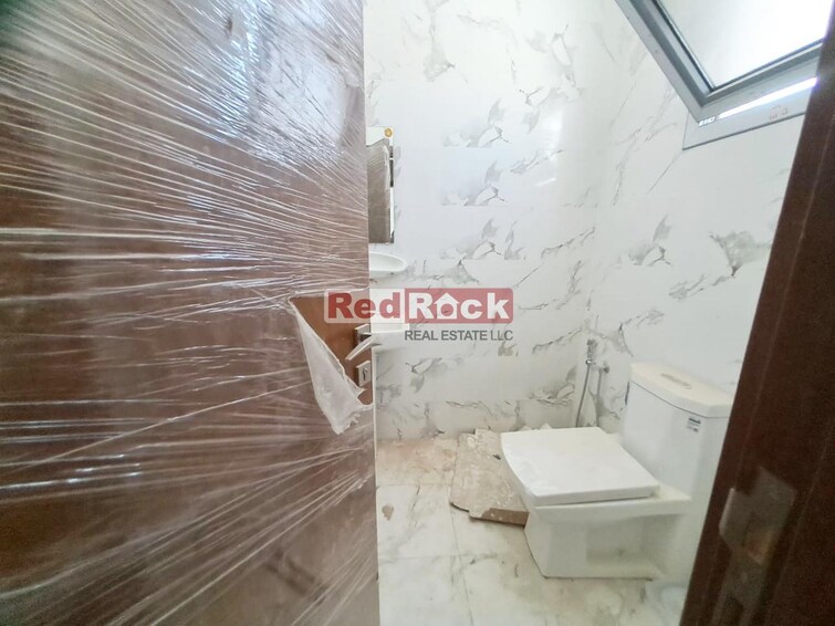  Warehouse for Rent, Al Sajaa, Sharjah