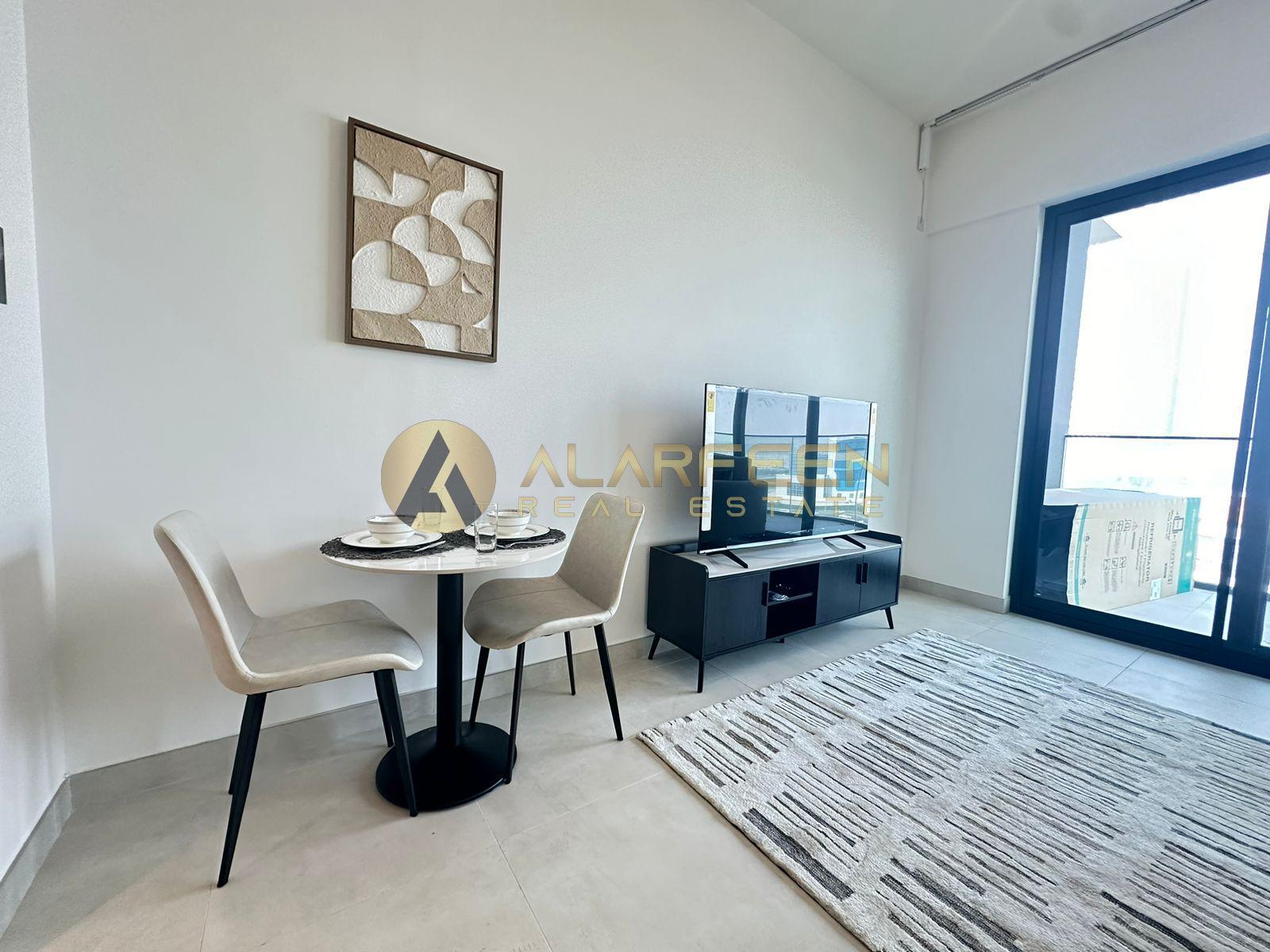 Binghatti Canal Building Apartment for Rent, Business Bay, Dubai