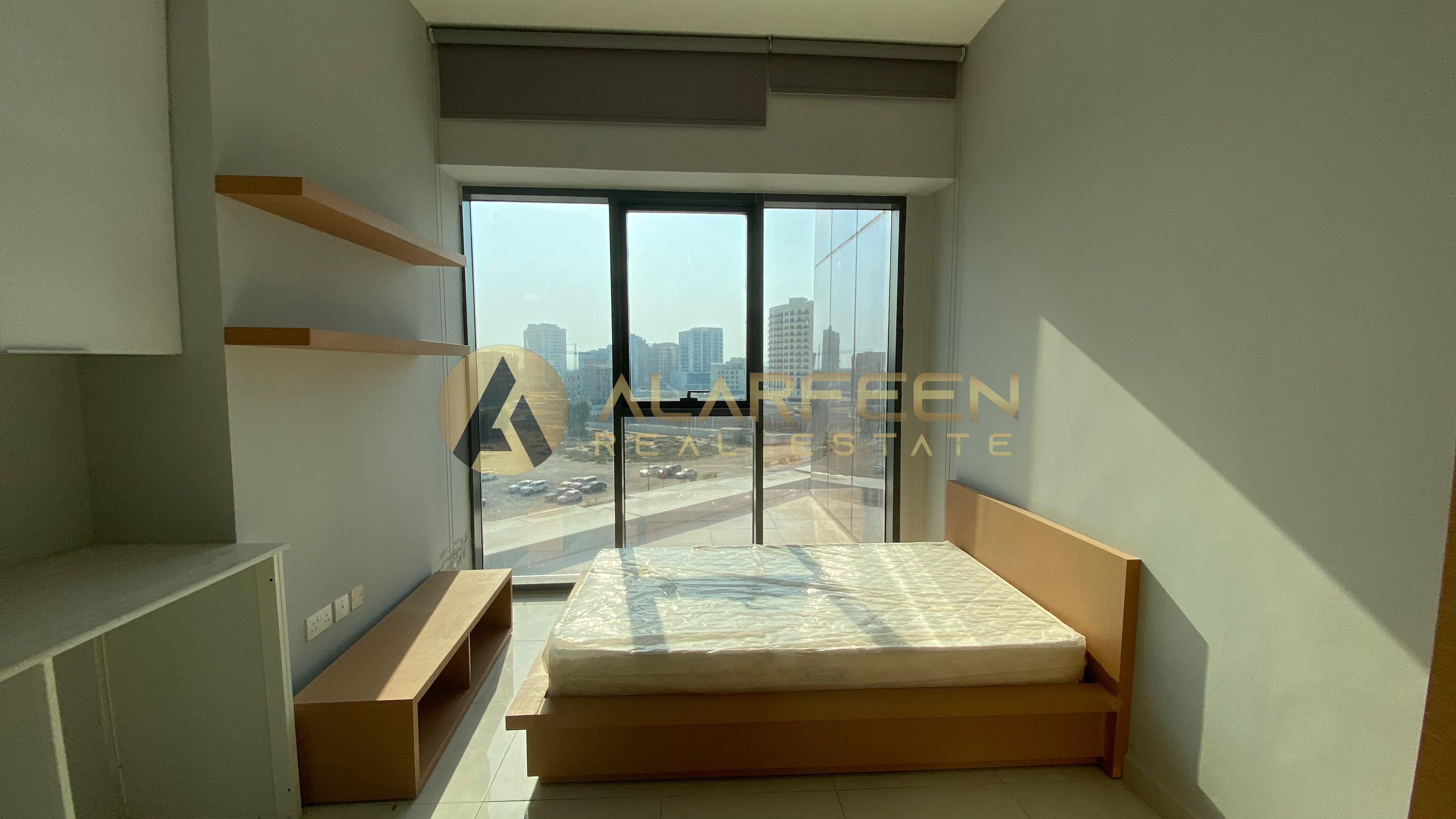 Blue Waves Tower Apartment for Rent, Dubai Residence Complex, Dubai