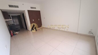 Apartment For Rent in Royal JVC Building