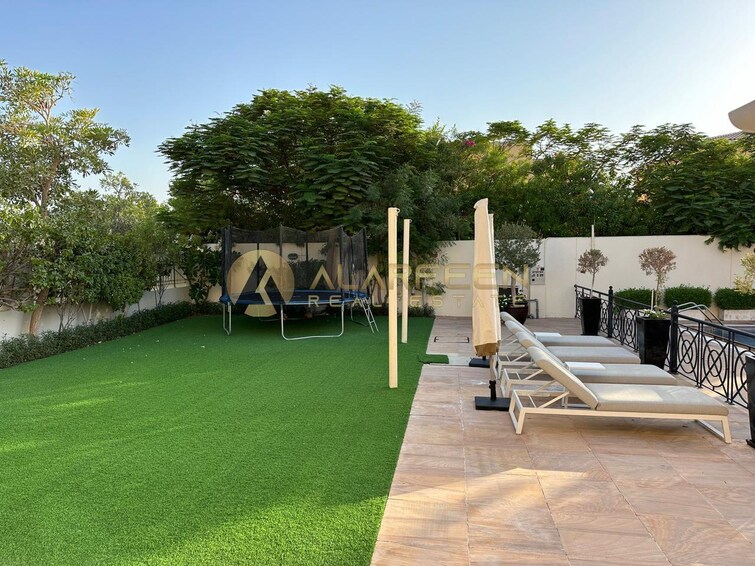  Villa for Rent, Jumeirah Park, Dubai