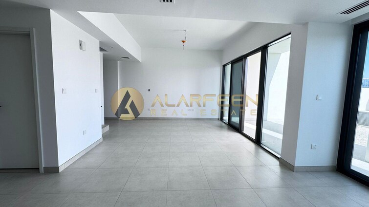 Shams Townhouses Villa for Rent, Town Square, Dubai