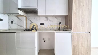 Apartment For Sale in Pantheon Elysee II