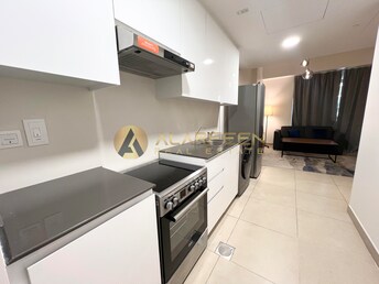 Apartment For Rent in Expo Village