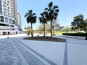 Apartment For Rent in Expo Village