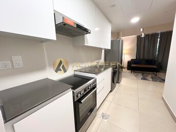 Apartment For Rent in Expo Village