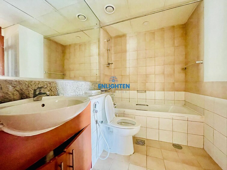 Al Ghozlan Apartment for Rent, The Greens, Dubai