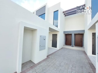 3 BR Townhouse For Rent in Shams Townhouses Cover Image