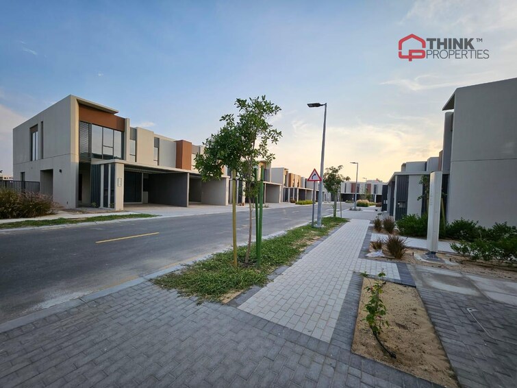 Cherrywoods Townhouse for Rent, Dubailand, Dubai