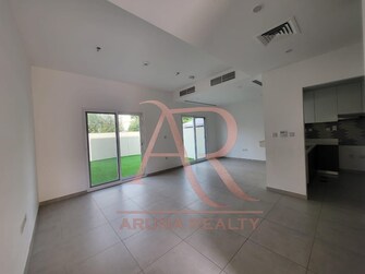 3 BR Villa For Sale in Amaranta Cover Image