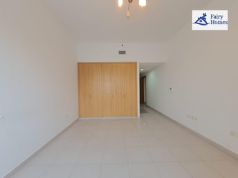 Al Rostamani Towers Apartment for Rent, Sheikh Zayed Road, Dubai