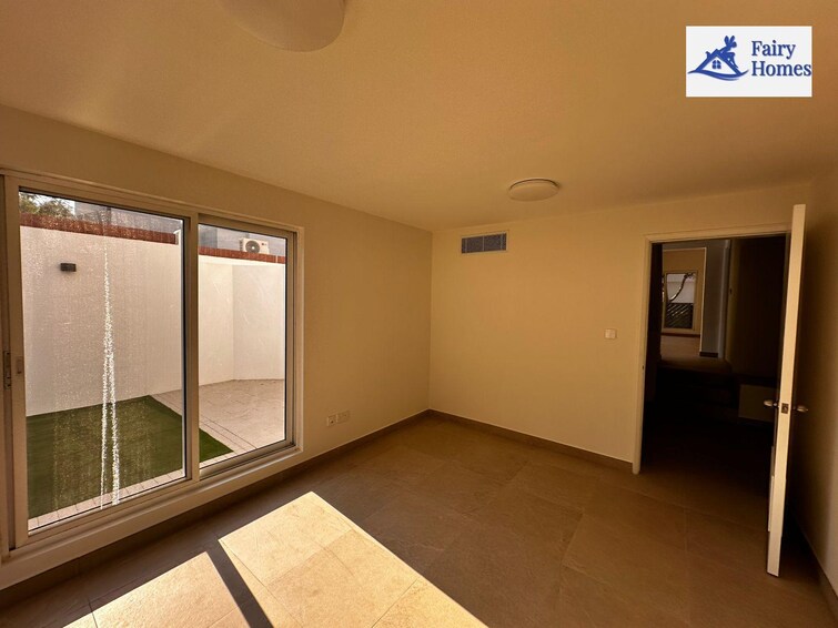  Villa for Rent, Jumeirah Beach Residence (JBR), Dubai