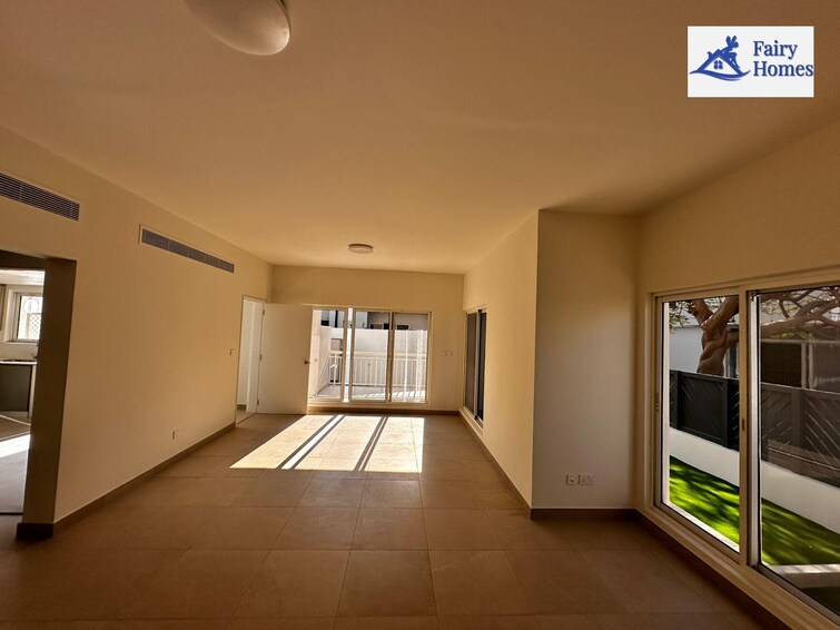  Villa for Rent, Jumeirah Beach Residence (JBR), Dubai