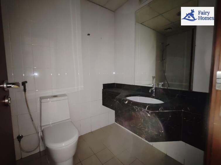 Burj Al Nujoom Apartment for Sale, Downtown Dubai, Dubai