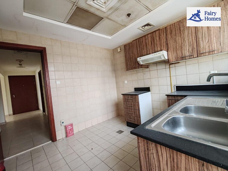 Burj Al Nujoom Apartment for Sale, Downtown Dubai, Dubai