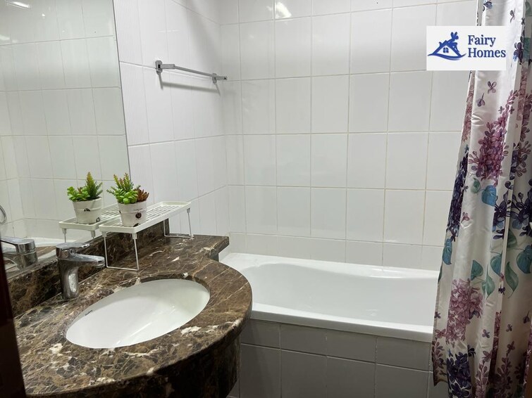 Burj Al Nujoom Apartment for Sale, Downtown Dubai, Dubai