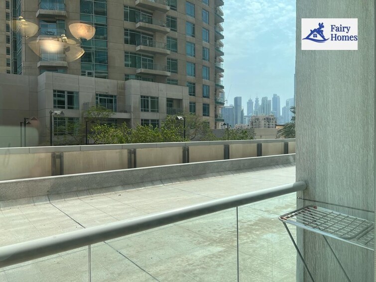 Burj Al Nujoom Apartment for Sale, Downtown Dubai, Dubai