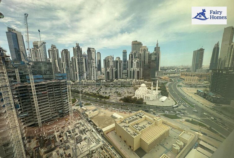 Clover Bay Tower Office Space for Rent, Business Bay, Dubai