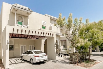 3 BR Villa For Rent in Quortaj Cover Image