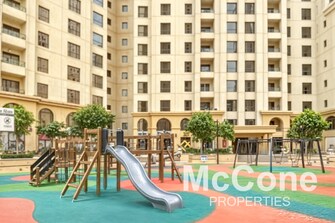 3 BR Apartment For Rent in Shams 1 Cover Image