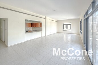 Al Jazeera Tower Apartment for Rent, Al Mamzar, Dubai