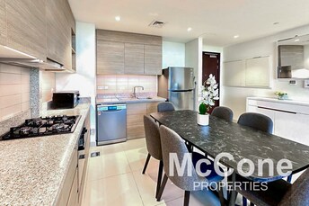 2 BR Apartment For Rent in Acacia Avenues