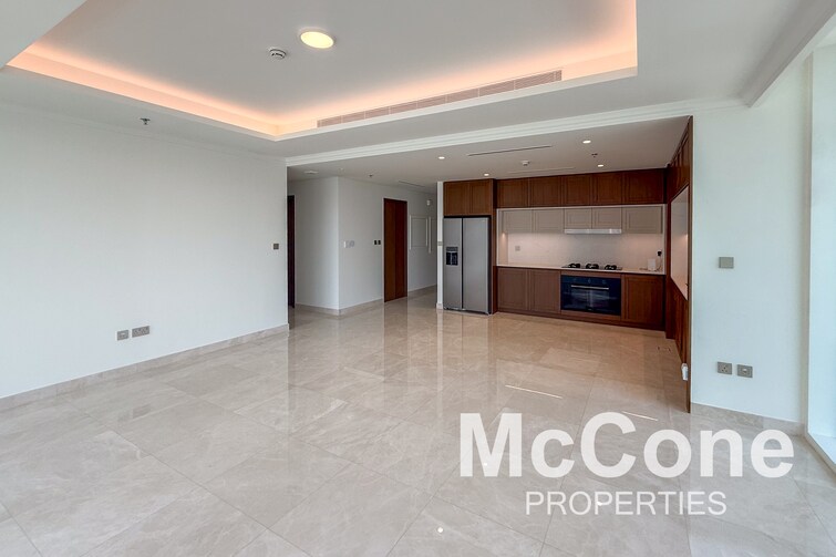 EMAAR Beachfront Apartment for Rent, Dubai Harbour, Dubai