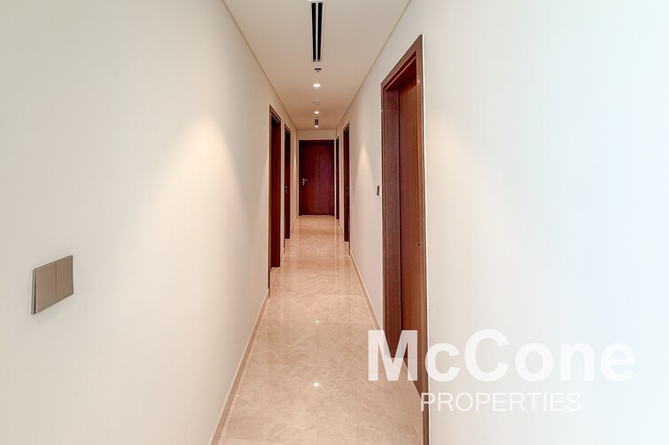 EMAAR Beachfront Apartment for Rent, Dubai Harbour, Dubai